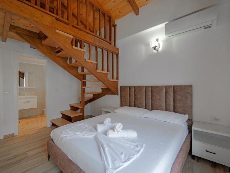 Quadruple Room with Mountain View